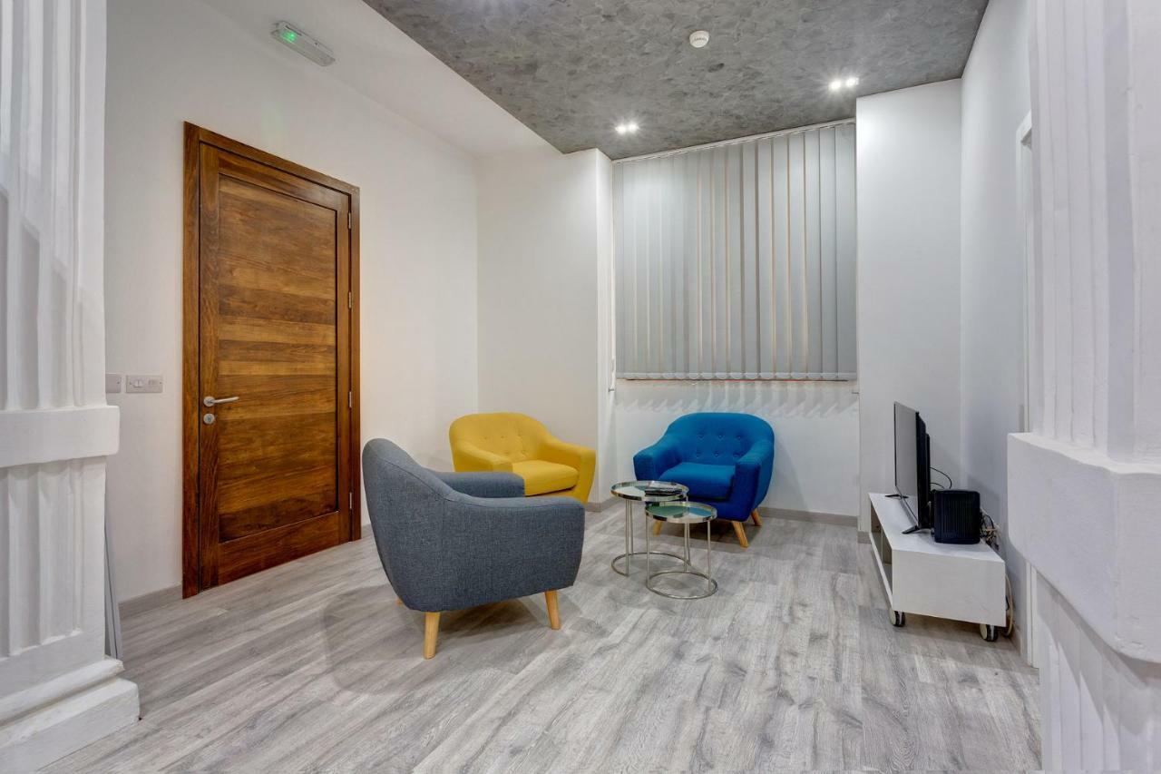 Stylish 3Br Apartment, Fantastic Location In Слима Екстериор снимка