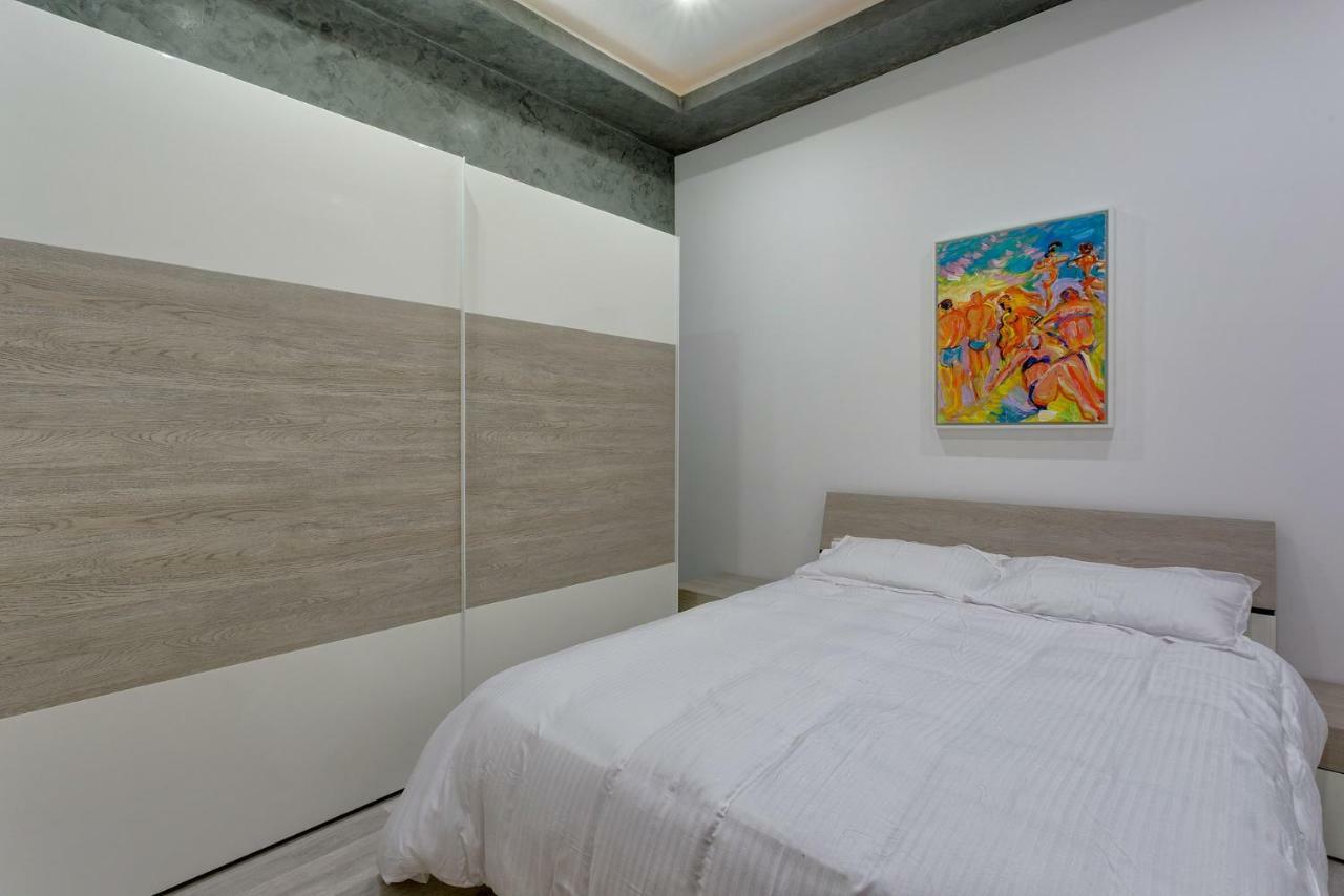 Stylish 3Br Apartment, Fantastic Location In Слима Екстериор снимка