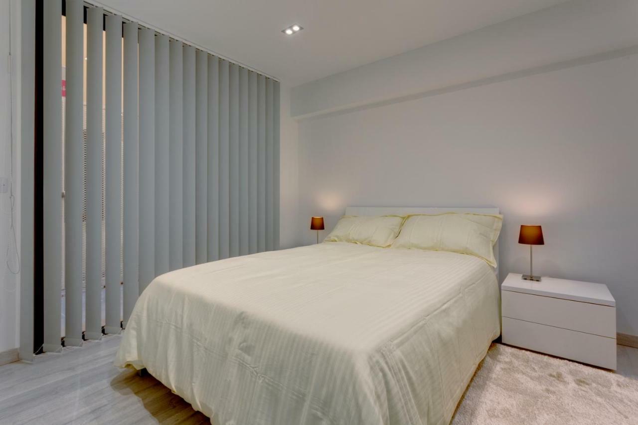 Stylish 3Br Apartment, Fantastic Location In Слима Екстериор снимка